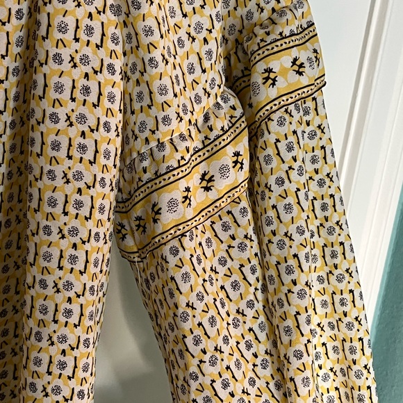 Max Studio Yellow Blouse - Picture 6 of 8